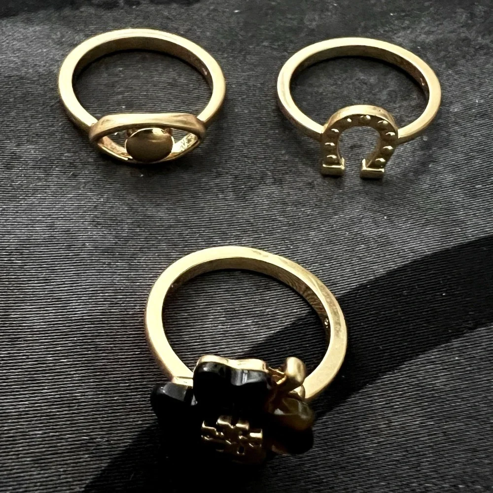 Designers Brands For Customers That Love To Wear Casual and Elegant Accessories
